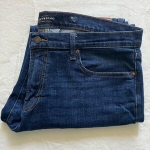 Lucky brand 221 straight leg jeans 38 x 32. Dark wash.